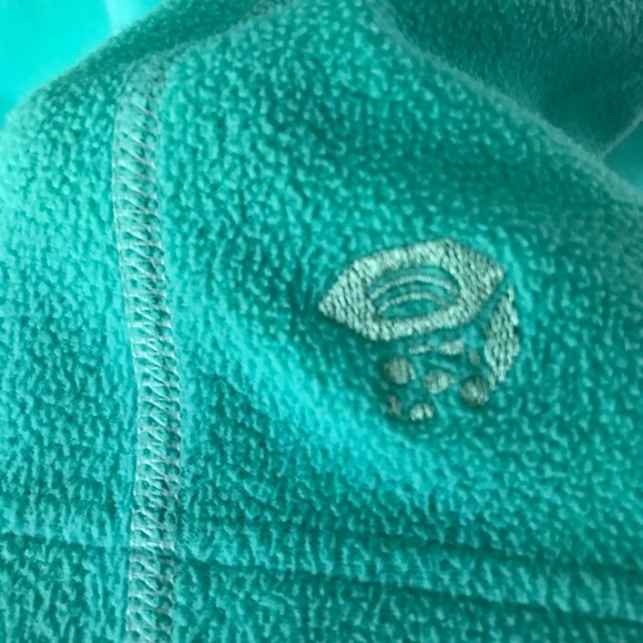 Mountain Hardwear 1/2 zip fleece - Picture 2 of 3